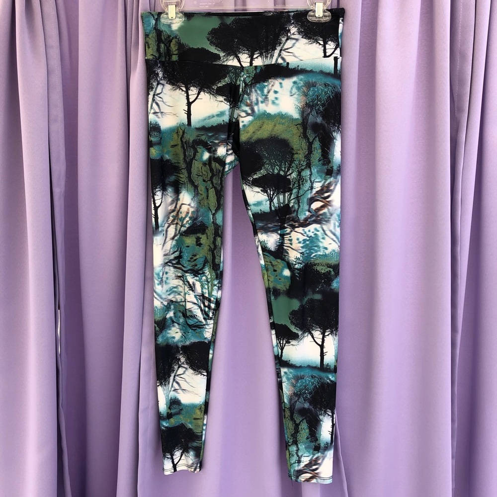 Onzie Dark Forest Leggings